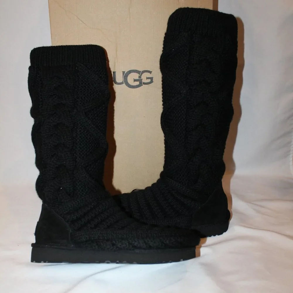 NIB UGG WOMEN'S TALL CHUNKY KNIT‎ TALL SWEATER PLATFORM BOOTS BLACK